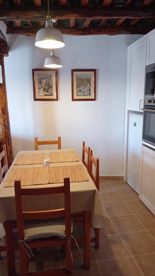 El Nogal Apartment Bubion Bagian luar foto